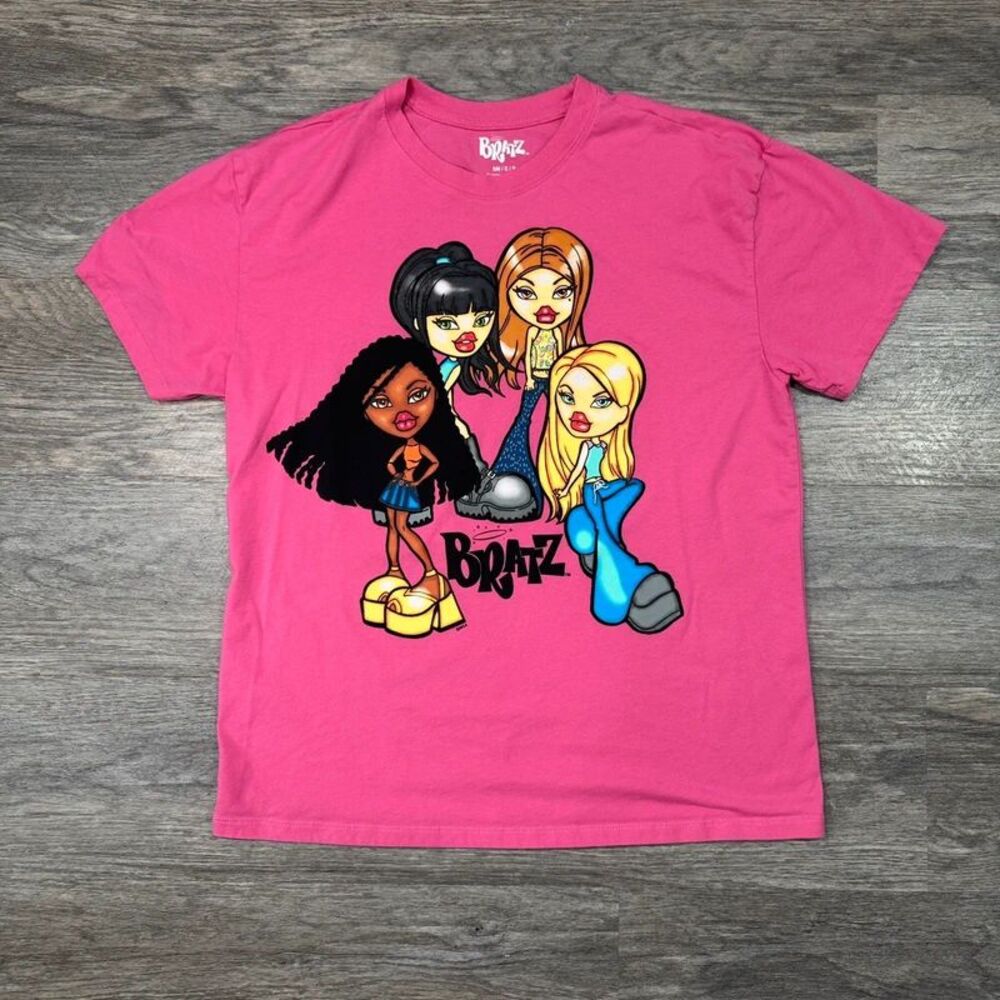 Bratz Pink Graphic T Shirt Women’s Small Y2K Doll MGA 2022